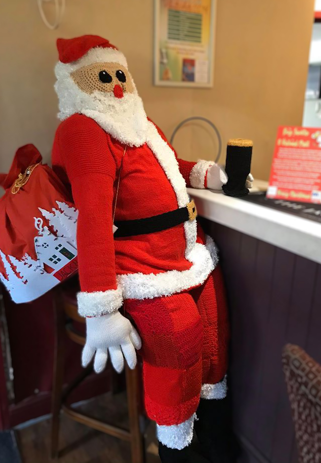 Knitted Santa at the Pub Main Image